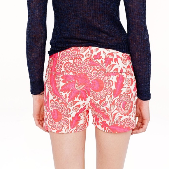 JCREW PINK FLOWER SHORTS - Picture 2 of 5